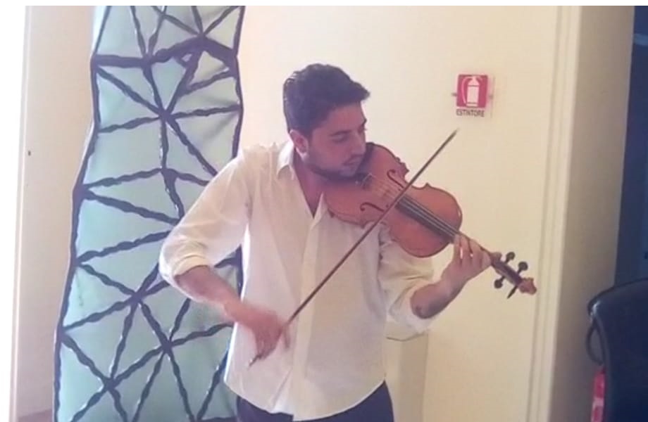 il violinista Luigi Cavaliere