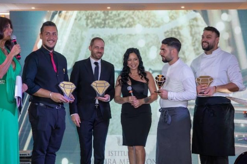 Successo per il Premio Truth il cibo protagonista del cambiamento Napoli Village Quotidiano di Informazioni Online page 0001